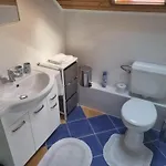 Sunflower Apartment, Napraforgoapartman Appartement *