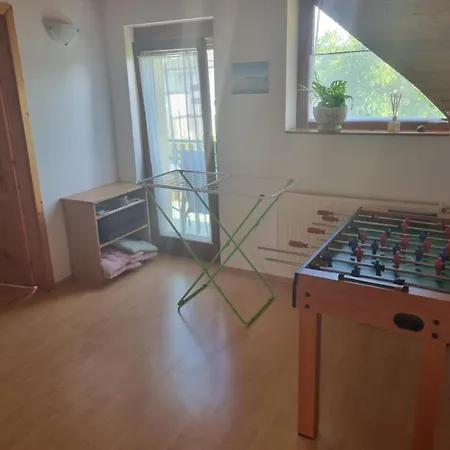 Sunflower Apartment, Napraforgoapartman Apartment *