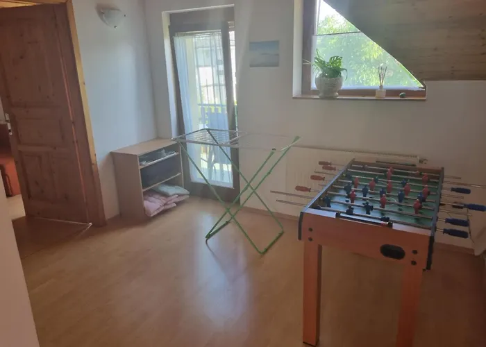 Sunflower Apartment, Napraforgoapartman Apartment *